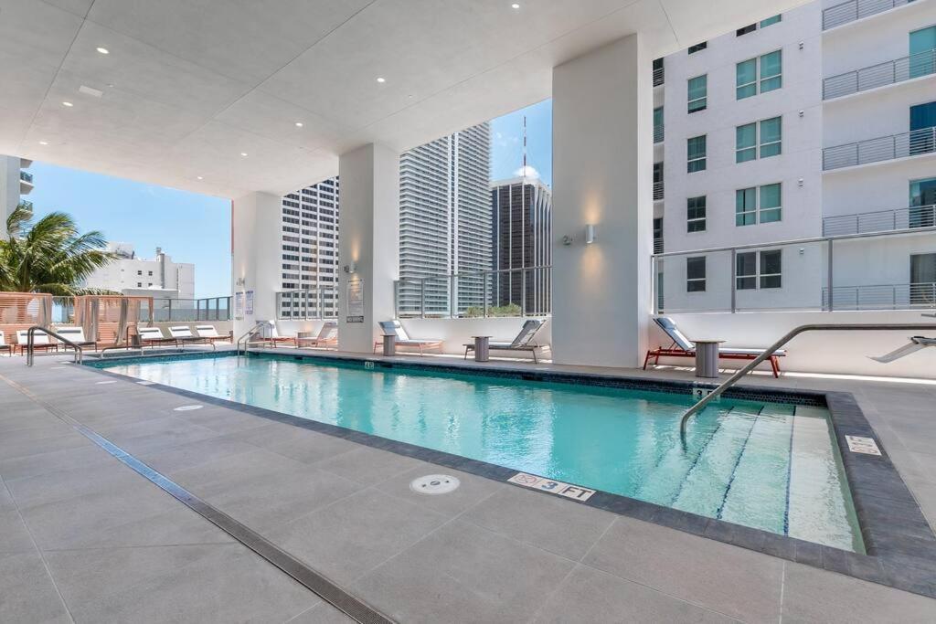 Amazing 2 Bedroom 30Th Floor Downtown Free Parking Miami Buitenkant foto