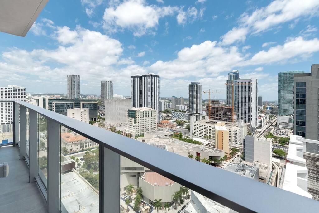 Amazing 2 Bedroom 30Th Floor Downtown Free Parking Miami Buitenkant foto